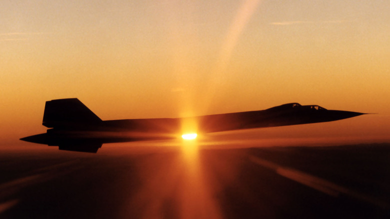 SR-71 Blackbird profile view
