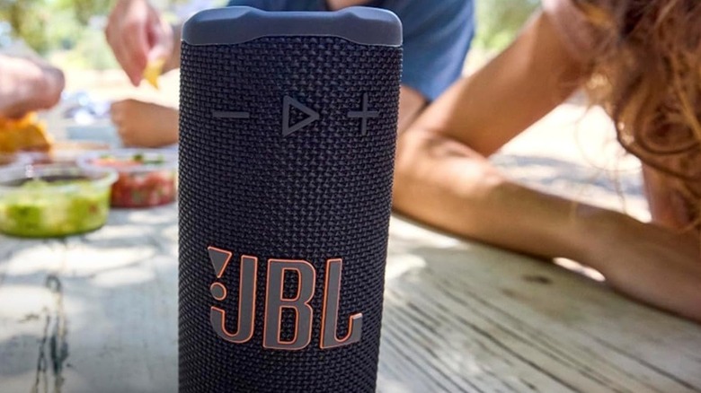 The most common problems with JBL Bluetooth speakers
