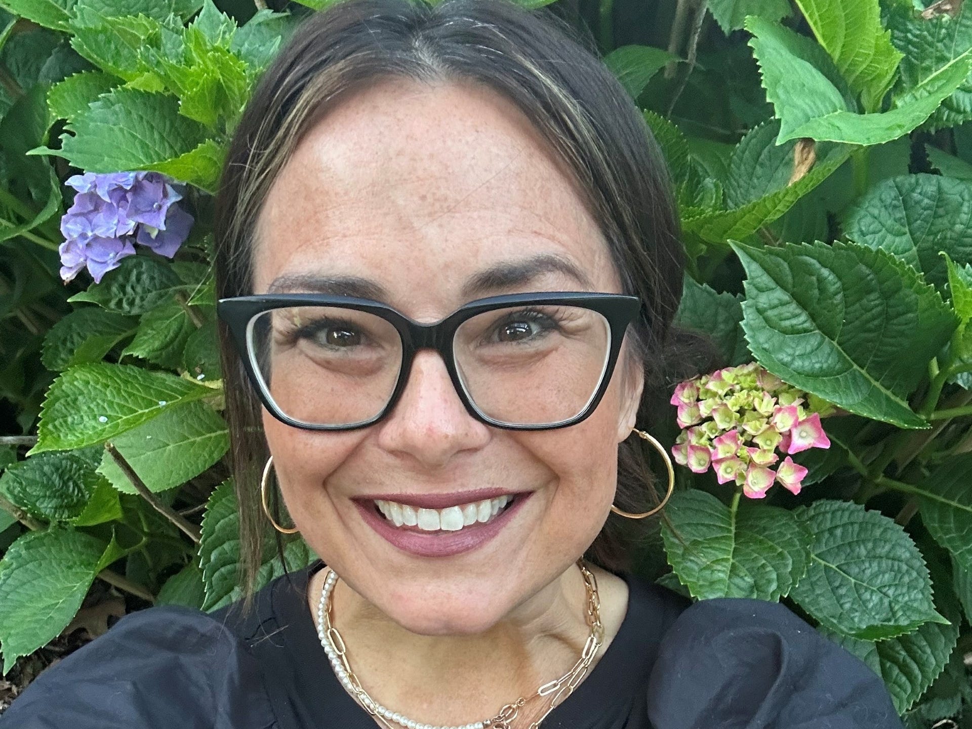 A 44-year-old mom felt out of breath while talking. It turns out she had stage 4 lung cancer, despite never smoking