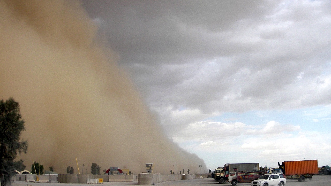 A wall of dust dropped Arizona interstates to near-zero visibility in seconds