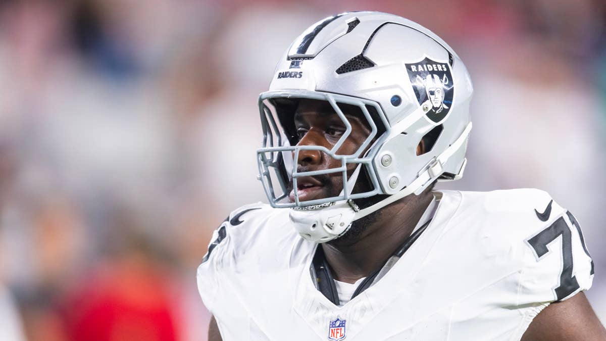 DJ Glaze enters a make-or-break year three as the Raiders' starting right tackle
