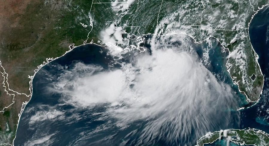 Tropical storm Bertha nears Louisiana landfall with heavy rain and gusty winds