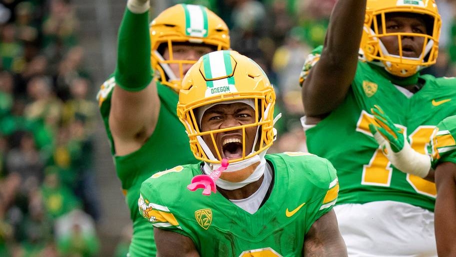 oregon ducks nfl bucky irving bo nix deforest buckner dan lanning training camp injury denver broncos tampa bay buccaneers