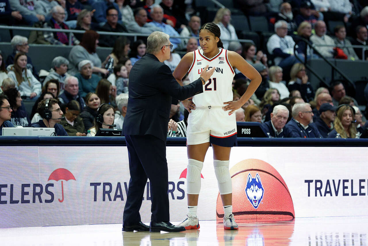 Sarah Strong is building her legacy as she leads UConn's next title chase: Mike Anthony