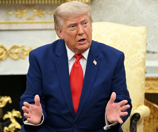 Iran threatens retaliation if US hits nuclear sites