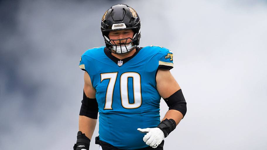 3 training camp questions for Jaguars OL: Addressing the LT situation