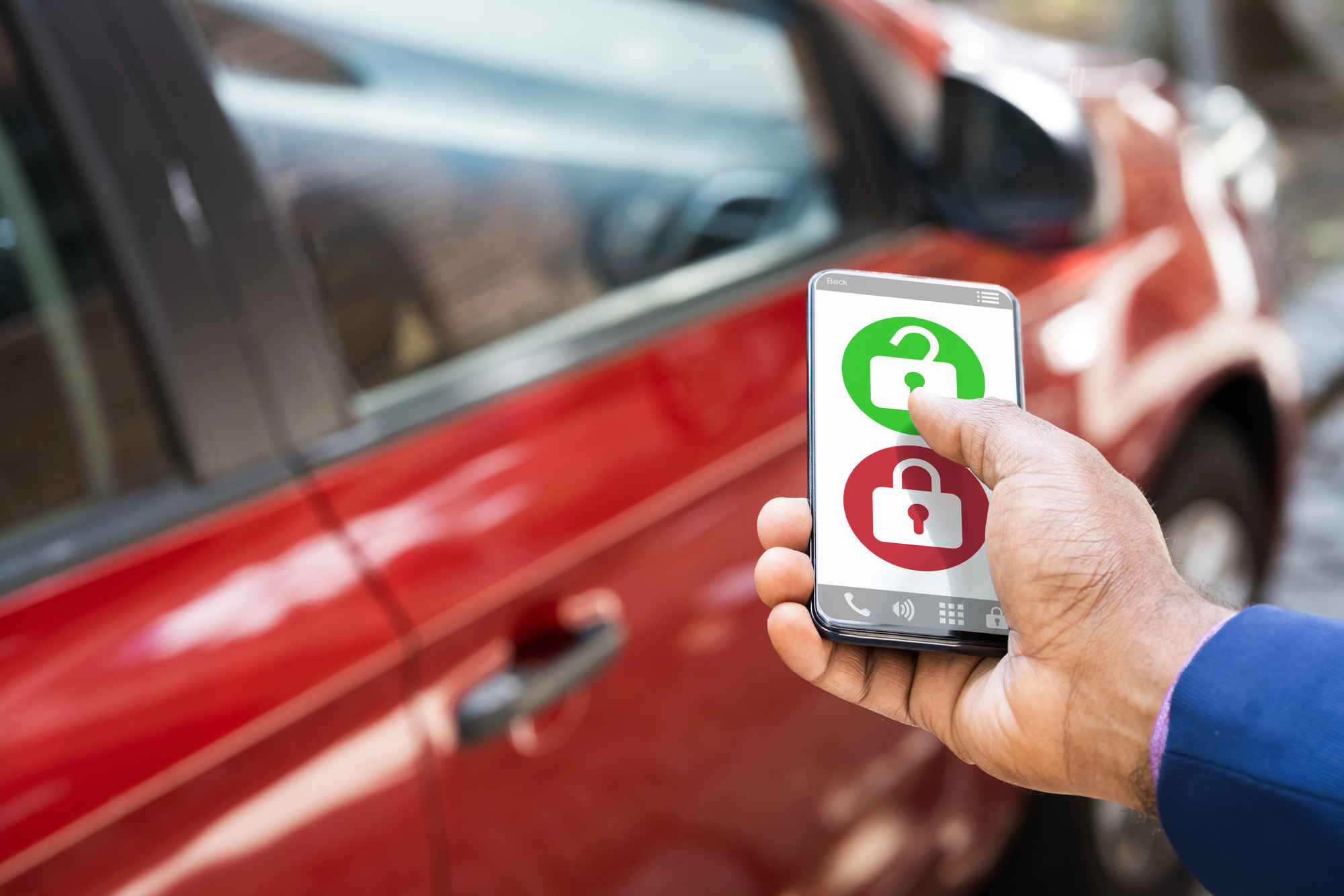 Thieves can use two small Bluetooth relay devices and a laptop to unlock and start your car in seconds