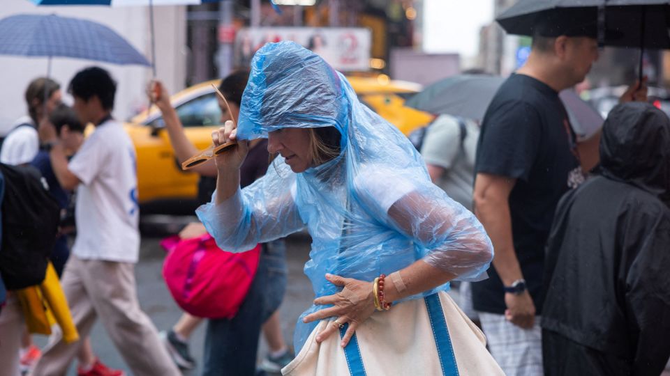 32 million in Northeast, including NYC, under tornado watch as severe thunderstorm threat looms