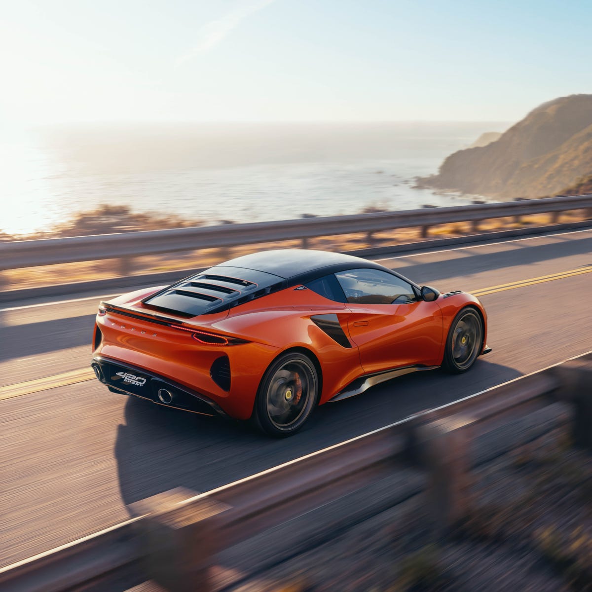 lotus-emira-420s-1.jpg