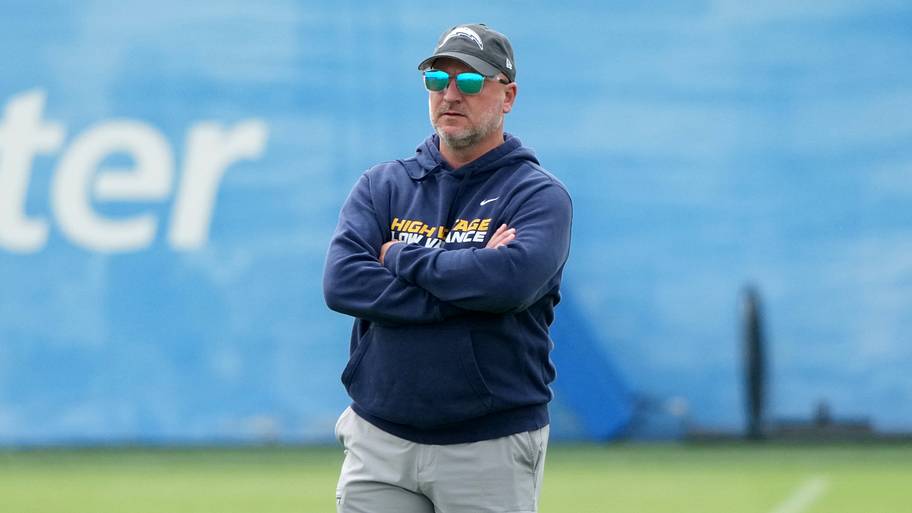 5 former Chargers who could still be seeking out new homes in training camp