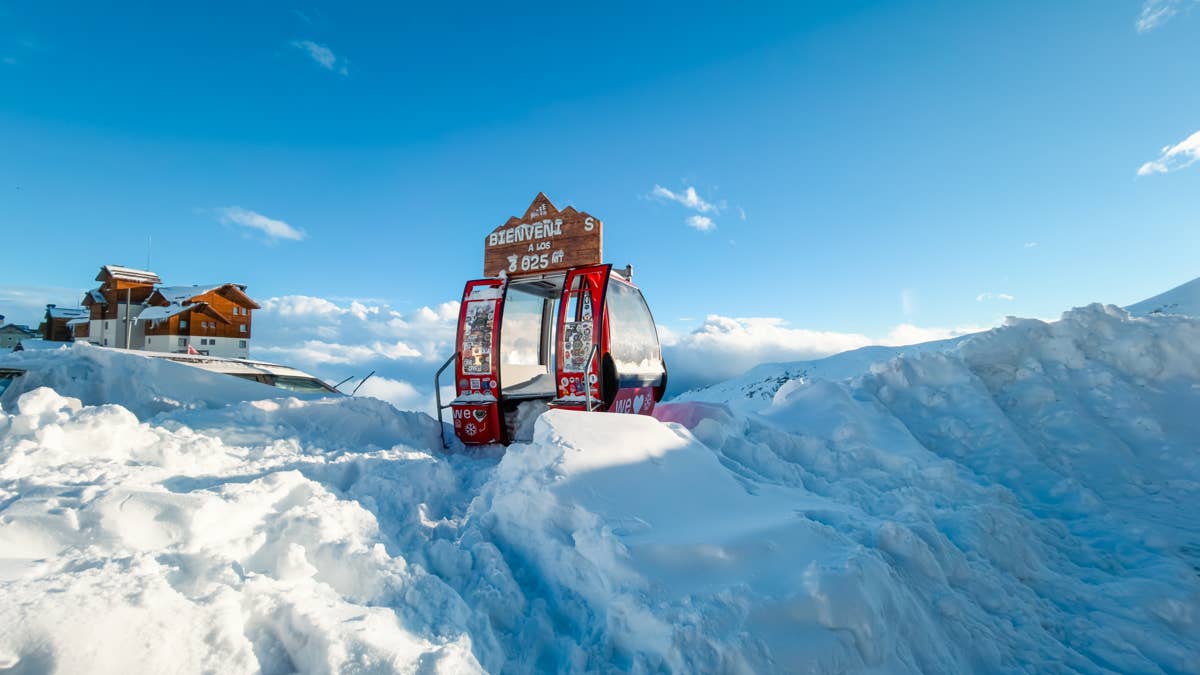 gondola-courtesy-of-valle-nevado