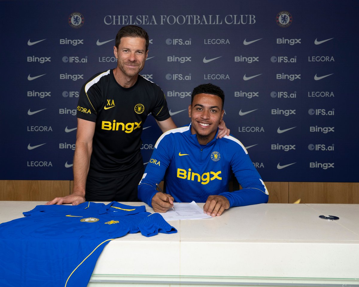 Rogers reveals Alonso conversation that convinced him to join Chelsea