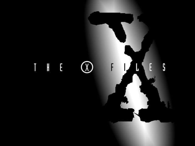 Gillian Anderson reveals X-Files LEGO set