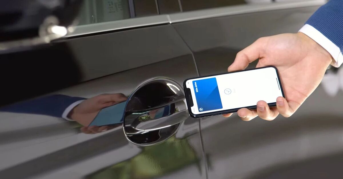 What to know before putting a car key on iPhone