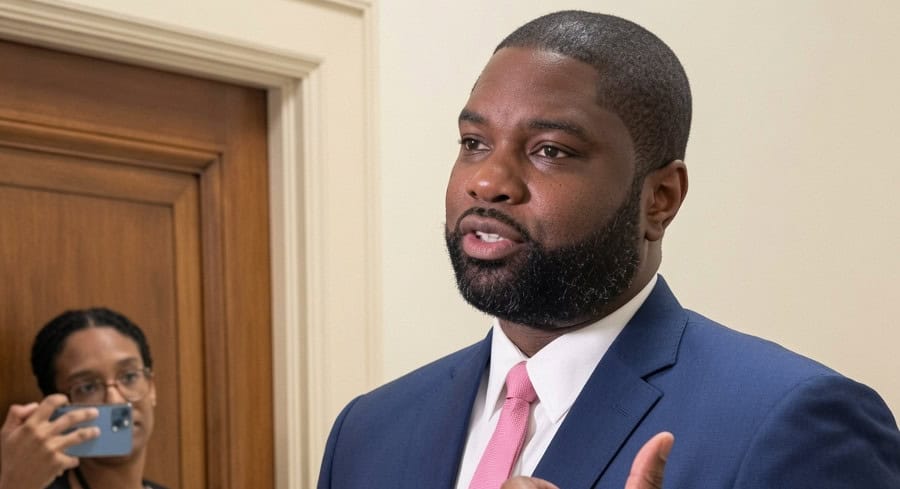 Byron Donalds campaign memo shows 43-point lead one month ahead of Florida GOP primary