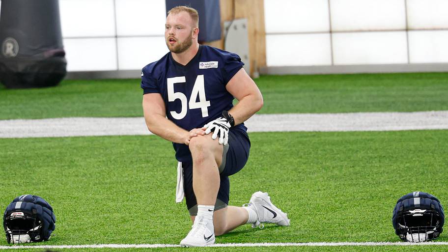 Logan Jones at practice