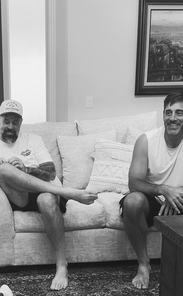 Breaking Down the Xs and Os of Aaron Rodgers' Years-Long Family Feud