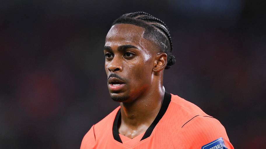 Blockbuster Crysencio Summerville transfer sends Savinho alarm bells to Tottenham