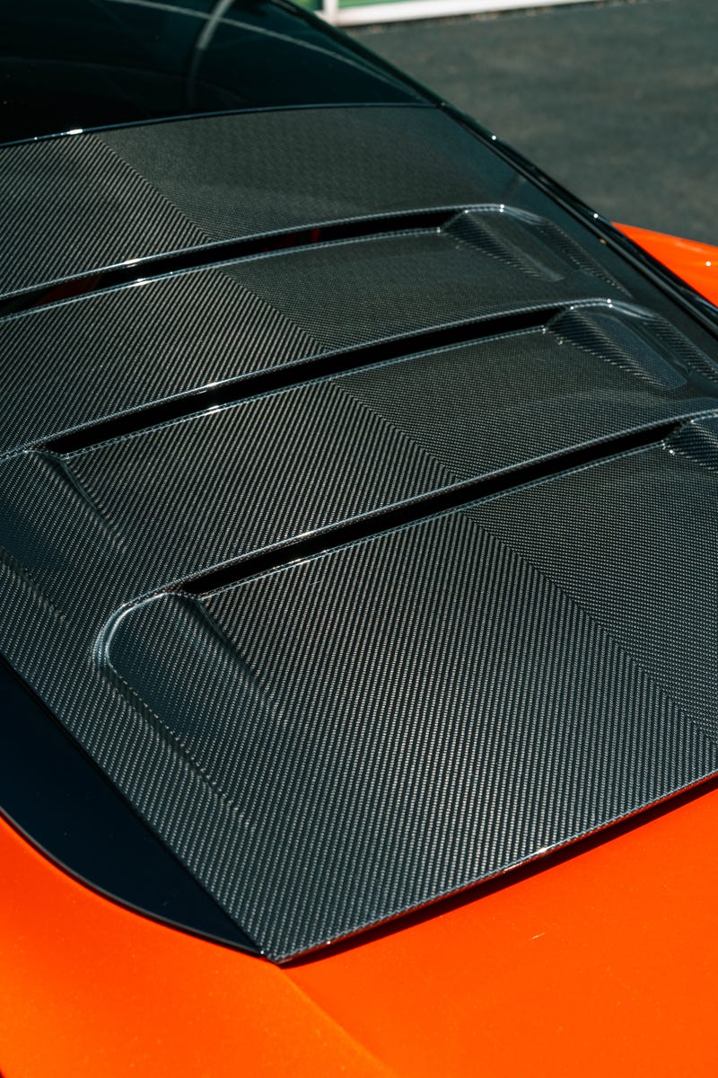 Lotus Emira 420 Sport: Photo Gallery
