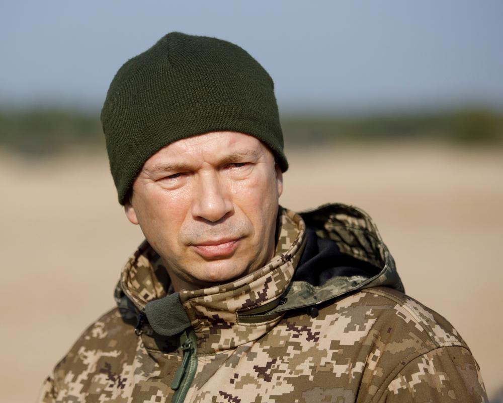 Zelenskyy fires Ukraine’s army chief and offers Fedorov prominent position