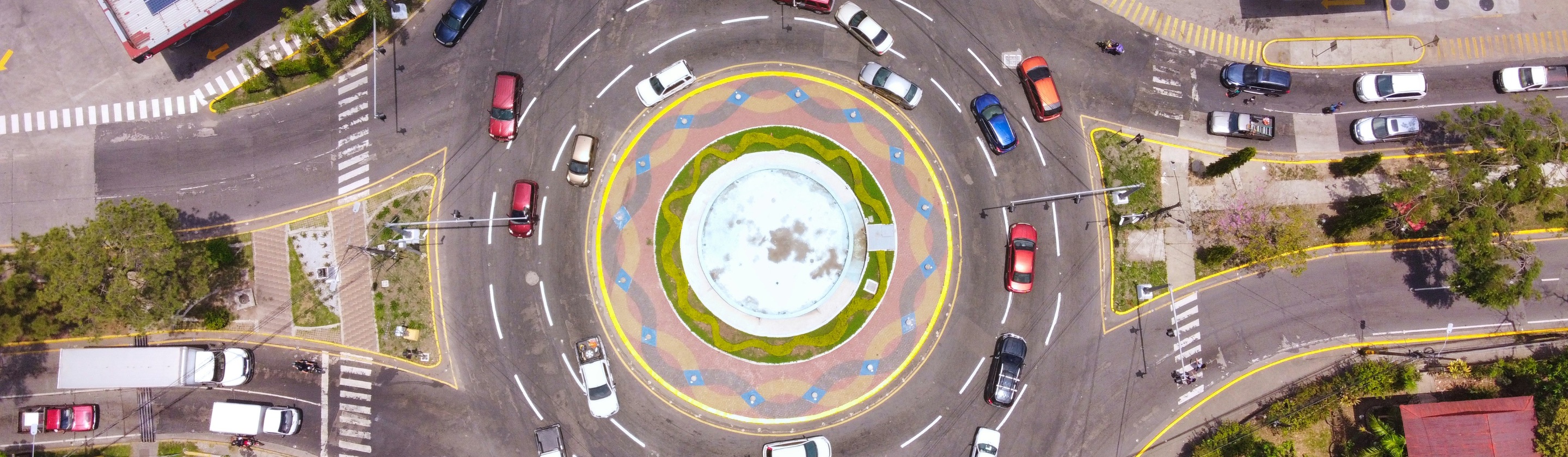 Learning to drive on the opposite side of the road? Keep these 3 tips in mind