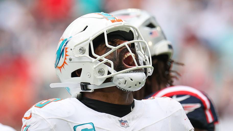 Jordyn Brooks' extension effectively thrusts Dolphins starter onto the trade block