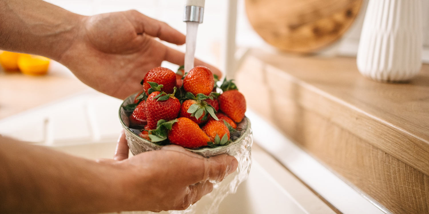 The best way to clean strawberries so that they’re safe to eat
