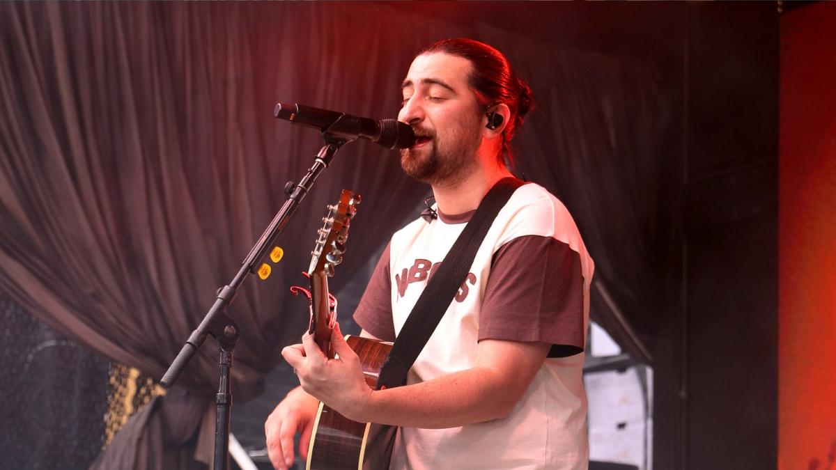 Noah Kahan Feels 'Horrible' After Being Forced To Cancel Concert