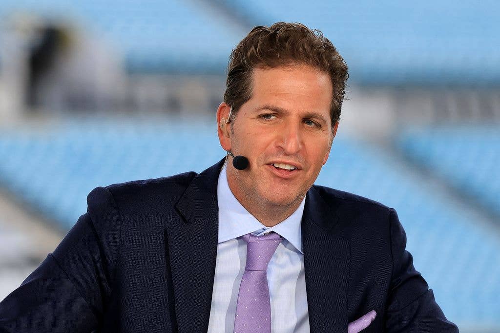 Broadcaster Peter Schrager speaks on the ESPN set before the game between the Kansas City Chiefs and the Jacksonville Jaguars at EverBank Stadium on October 06, 2025 in Jacksonville, Florida.