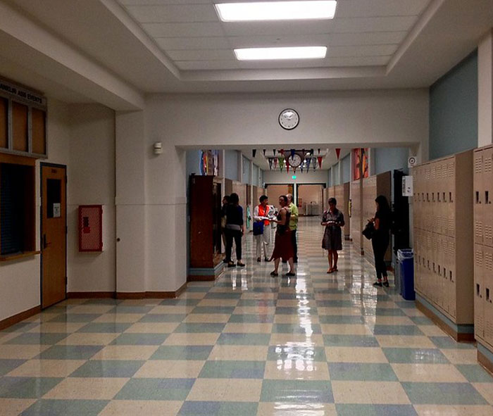 29 Bizarre School Rules That Sparked The Most Confusion Among Students