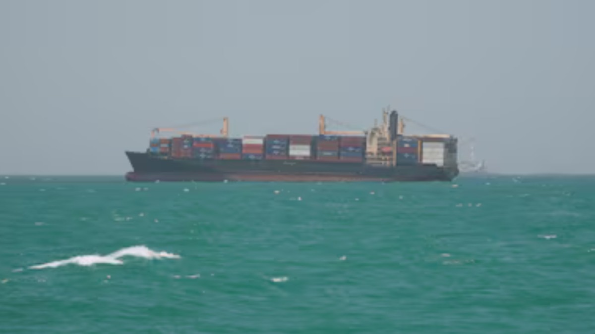 India-bound Saudi crude tanker makes U-turn in Red Sea after Houthis' warning