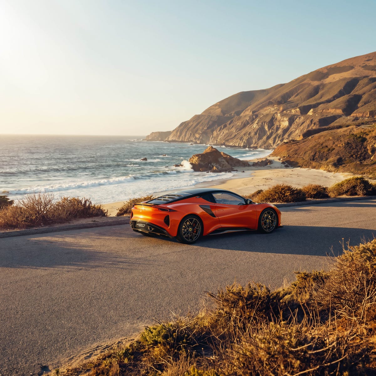 Lotus Emira 420 Sport: Photo Gallery