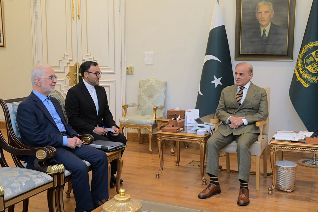 Pakistan Iran