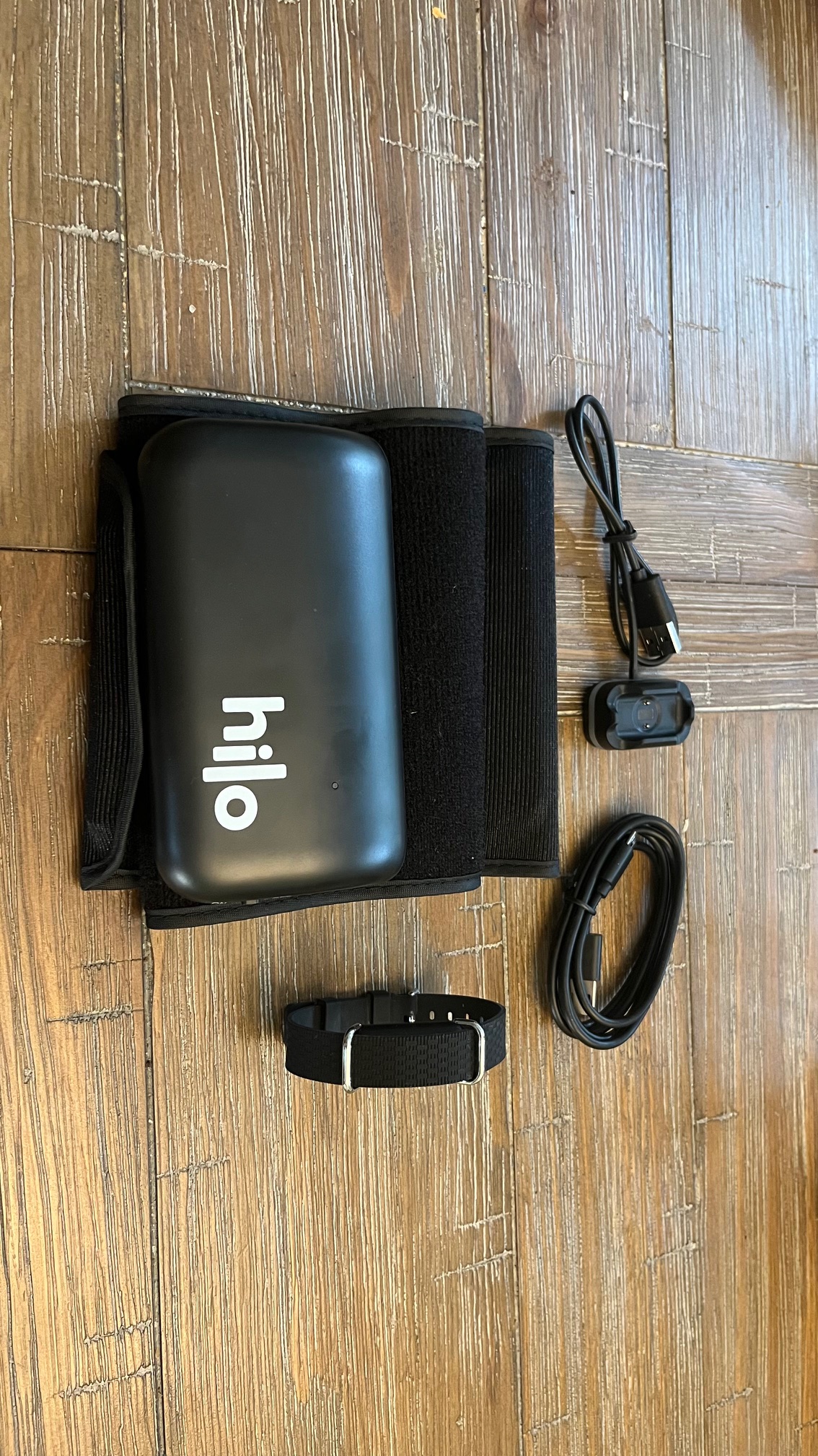 Hilo Core blood pressure system laid out on a table.
