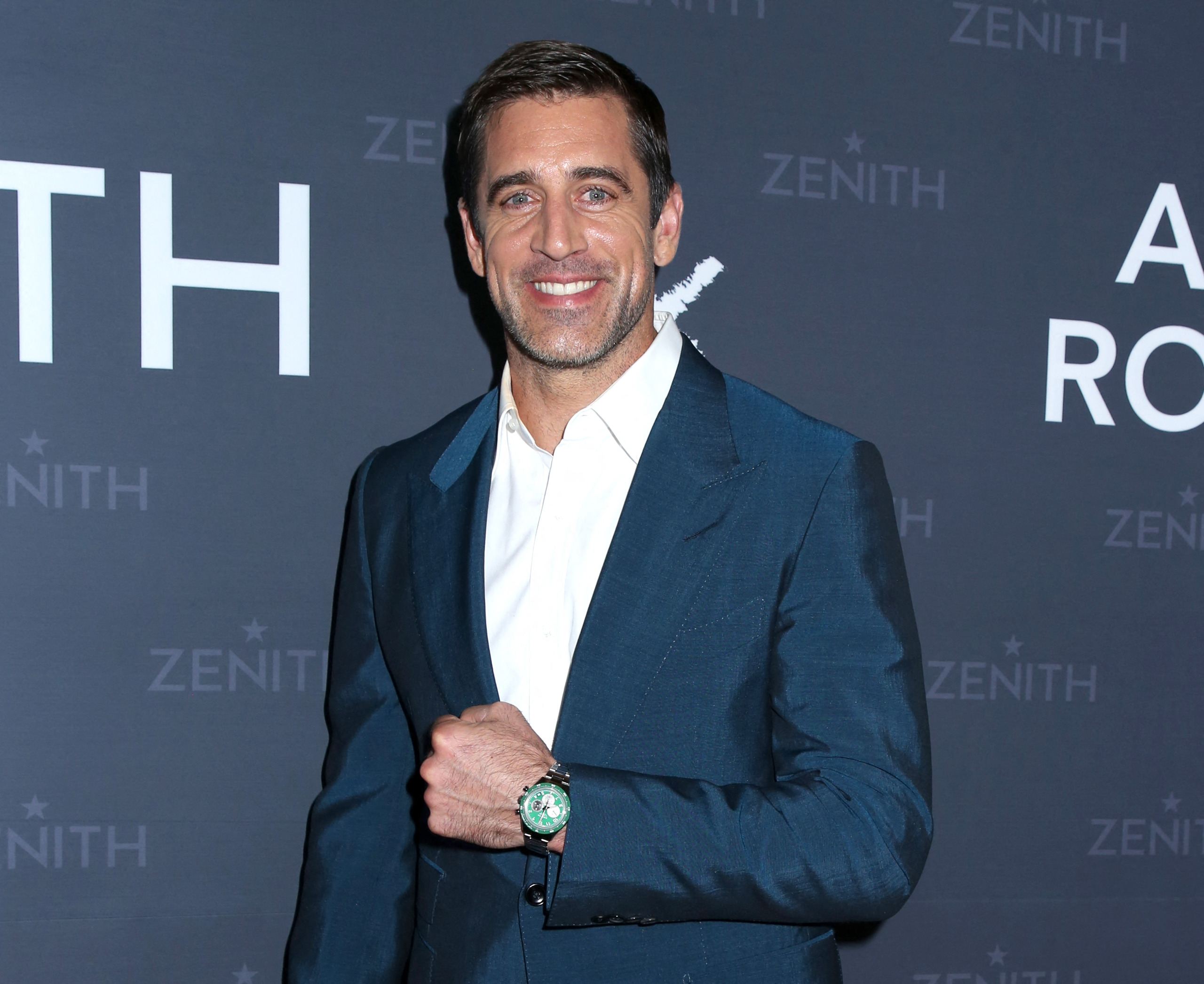 Aaron Rodgers reunites with his family following estrangement — but one member is missing