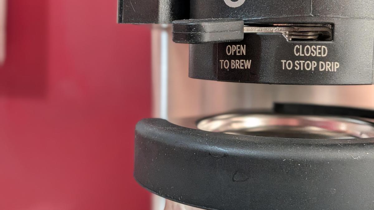 toggle-to-close-off-drip