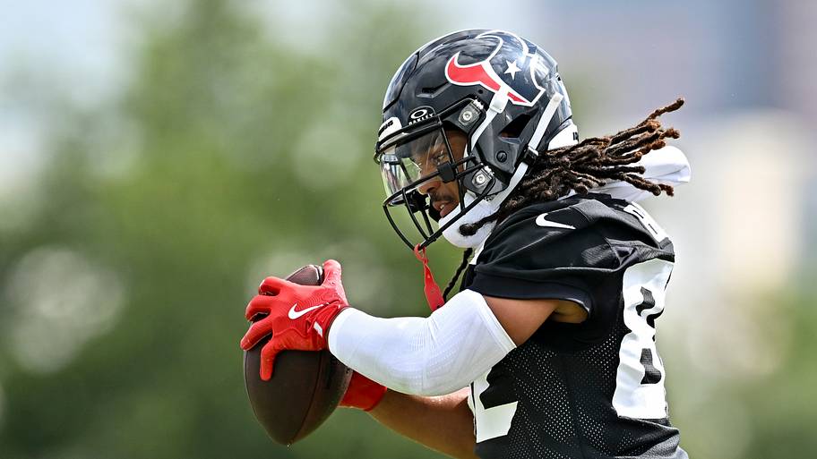 5 Texans rookies who could steal the spotlight at training camp