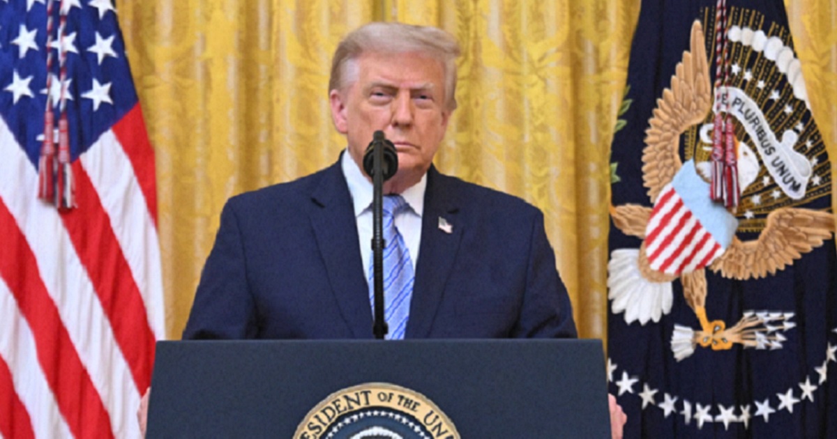 Fork in the road: Trump reportedly deciding between a new ceasefire with Iran and a 'massive' military escalation
