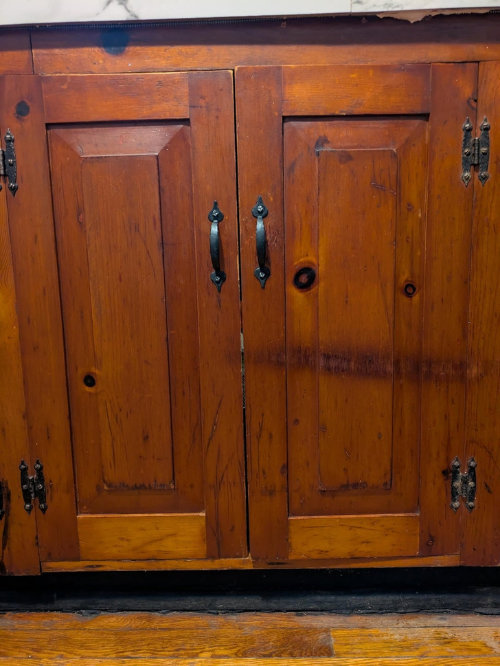 10 Homeowners Who Turned Old Cabinets Into Their Favorite Room Feature