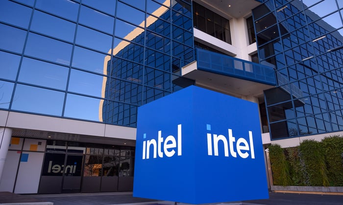Intel cube statue with Intel logo outside an Intel building.