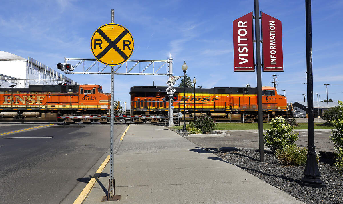 Railroad spikes land leases up to +1,000% in eastern WA town. No one knows why