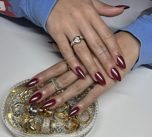 red chrome nails