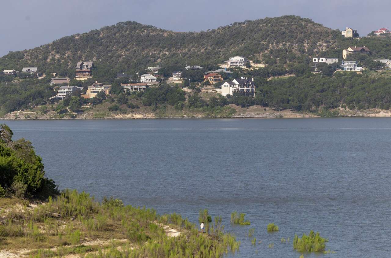Guadalupe River flooding sends surge into Canyon Lake. See the photos.