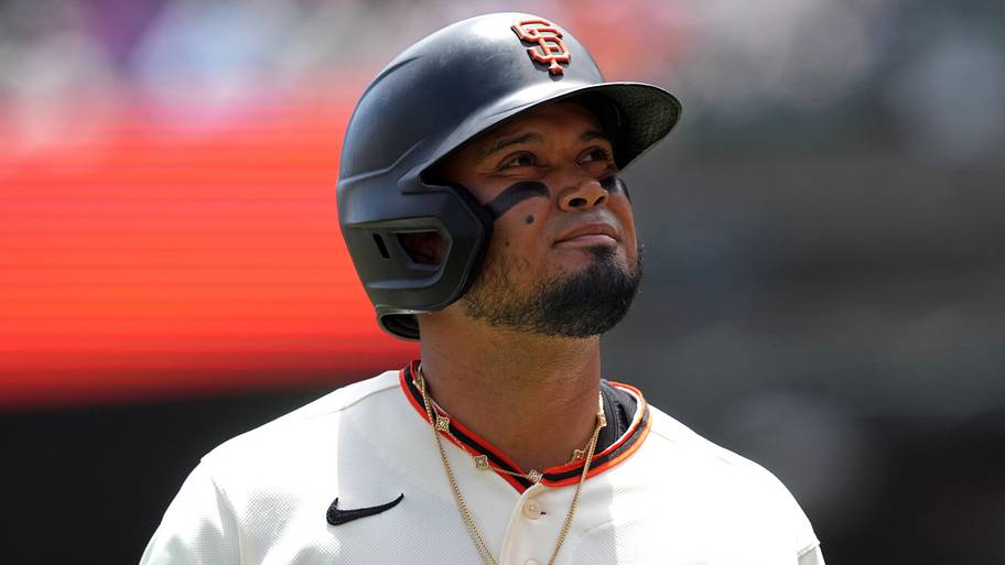 San Francisco Giants second baseman Luis Arraez