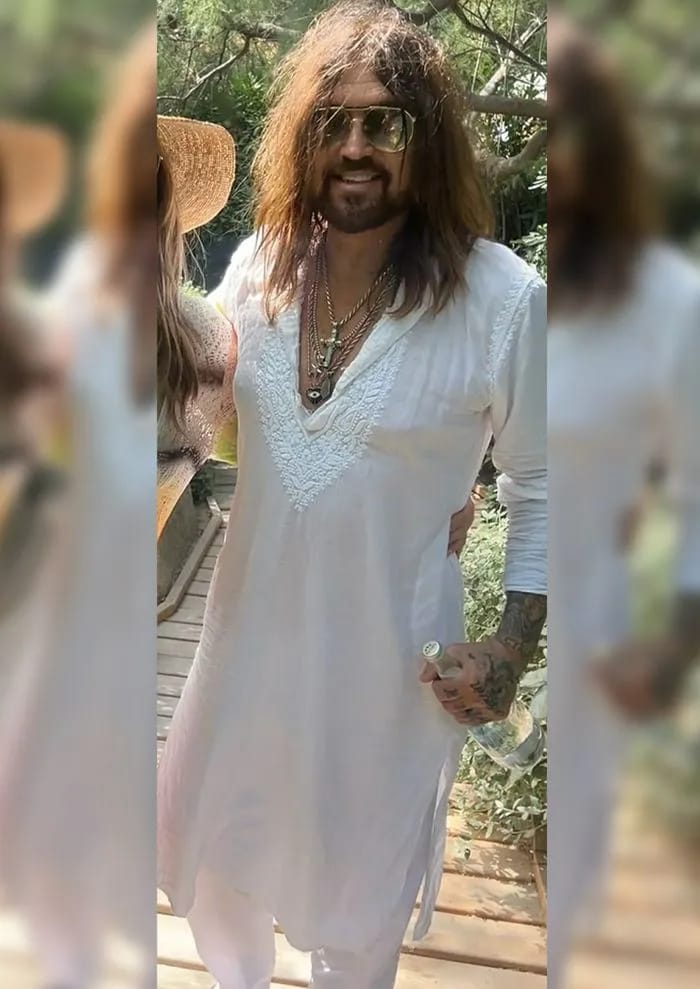 'Grandma's Nighty': Fans Can't Get Over Billy Ray Cyrus' Vacation Look With Elizabeth Hurley