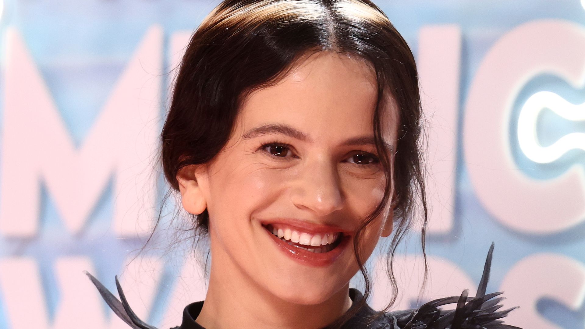 Georgina Rodríguez and Rosalía share hairstylist: These are their best hairstyles