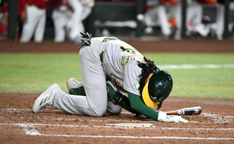 Athletics Rookie Suffers Freak Injury After First MLB Home Run in Emotional Night