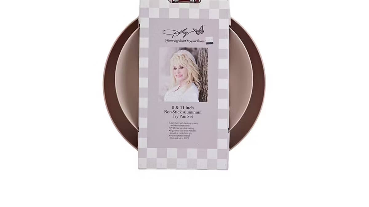 dolly-parton-pan-set