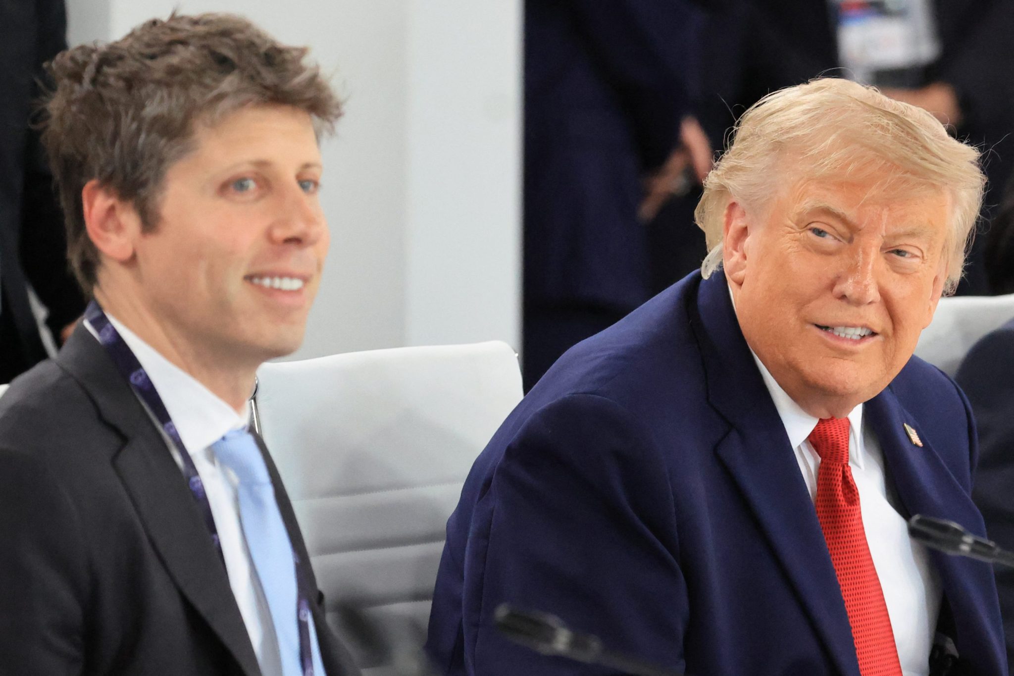 Billionaire Mike Bloomberg warns Trump’s AI ownership plan would make George Orwell blush