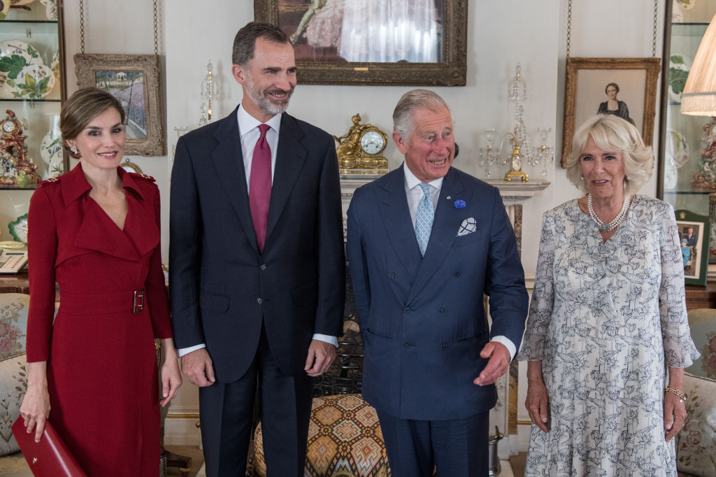 King Charles and Queen Camilla greet King Felipe and Queen Letizia as they visit Clarence House in central London in 2017 (Image Source: Getty Images I Chris J Ratcliffe - WPA Pool)